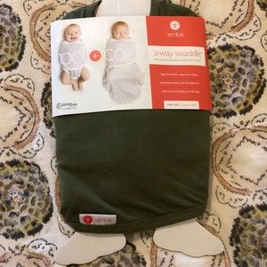 NWOT Embè baby swaddle